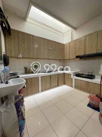 Hunian Elit LB 295m2 Siap Huni Desain Elegan di Taman Ratu, Jakarta Barat Hunian Elit LB 295m2 Siap Huni Desain Elegan di Taman Ratu, Jakarta Barat