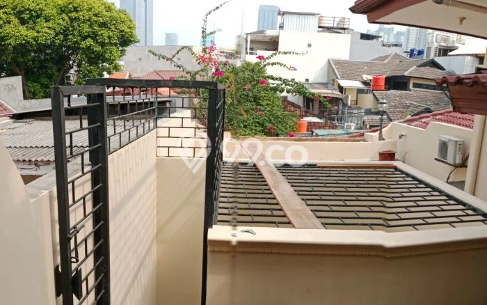 Hunian Mewah Siap Huni LT 531m2 di Tanah Abang, Jakarta Pusat Hunian Mewah Siap Huni LT 531m2 di Tanah Abang, Jakarta Pusat