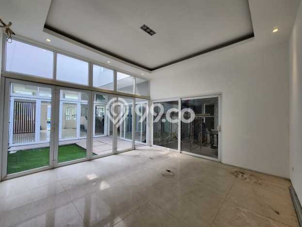 Rumah Luxury Modern Tanpa Renovasi di Kalideres Jakarta Barat Rumah Luxury Modern Tanpa Renovasi di Kalideres Jakarta Barat
