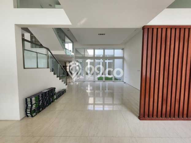 Rumah Luxury Modern Tanpa Renovasi di Kalideres Jakarta Barat Rumah Luxury Modern Tanpa Renovasi di Kalideres Jakarta Barat