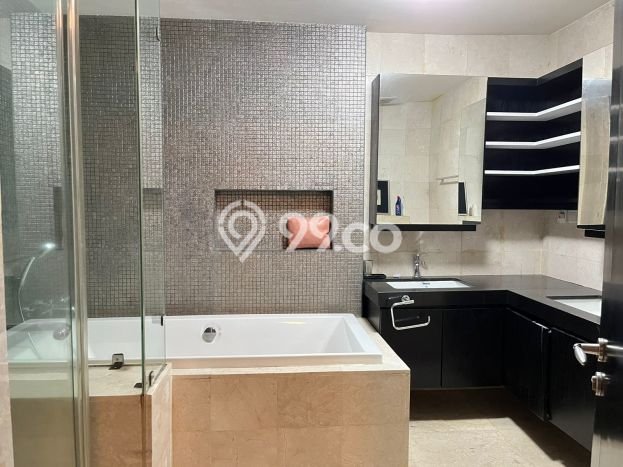 Dijual Apartemen Luxury di Permata Hijau 3 Kamar & 3 Kamar Mandi Dijual Apartemen Luxury di Permata Hijau 3 Kamar & 3 Kamar Mandi