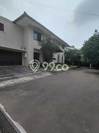 Hunian Kondisi Baik Disewakan di Pejaten, Jakarta Selatan LT 800m2, LB 550m2 Hunian Kondisi Baik Disewakan di Pejaten, Jakarta Selatan LT 800m2, LB 550m2