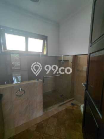 Hunian Kondisi Baik Disewakan di Pejaten, Jakarta Selatan LT 800m2, LB 550m2 Hunian Kondisi Baik Disewakan di Pejaten, Jakarta Selatan LT 800m2, LB 550m2