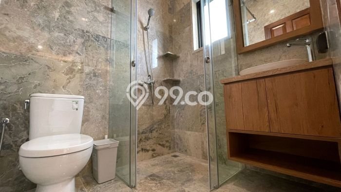 Disewakan segera hunian minimalis strategis 4 Kamar di Kemang, Jakarta Selatan Disewakan segera hunian minimalis strategis 4 Kamar di Kemang, Jakarta Selatan