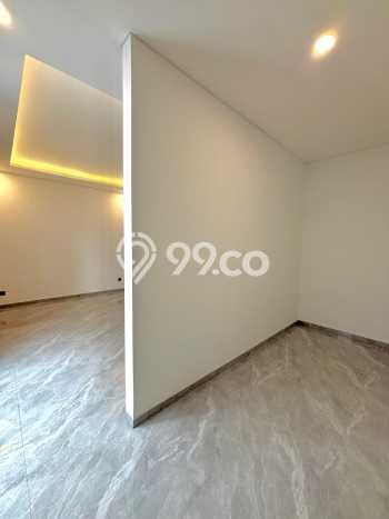 Ready to Use! Luxury House LT 140m2 Desain Modern di Pondok Indah Ready to Use! Luxury House LT 140m2 Desain Modern di Pondok Indah