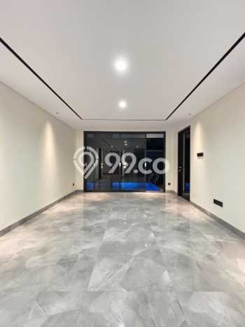 Rumah Mewah LB 310m2 Siap Pakai Desain Elegan di Kemang, Jakarta Selatan Rumah Mewah LB 310m2 Siap Pakai Desain Elegan di Kemang, Jakarta Selatan