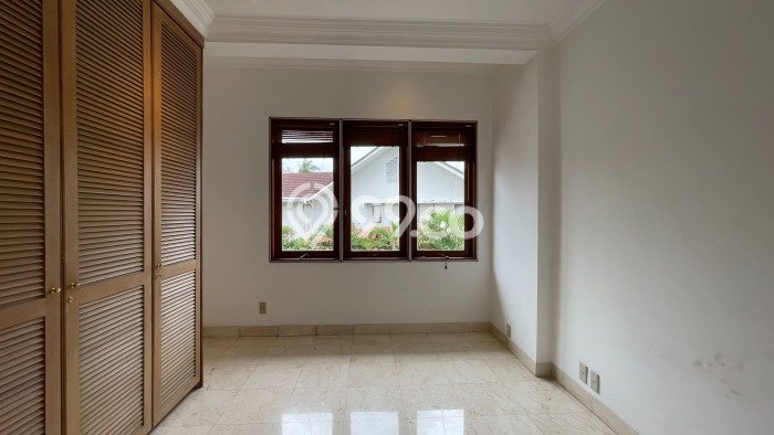 For Sale! Luxury House LT 404m2 Desain Modern di Pejaten For Sale! Luxury House LT 404m2 Desain Modern di Pejaten
