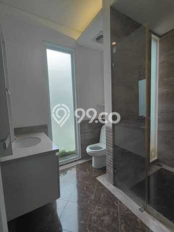 Jual Rumah Luas Elegan Dengan View Eksklusif di Pejaten, Jakarta Selatan Jual Rumah Luas Elegan Dengan View Eksklusif di Pejaten, Jakarta Selatan