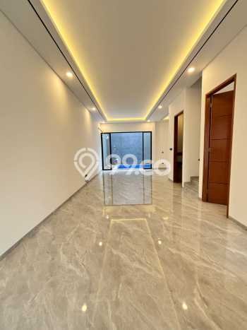 Ready to Use! Luxury House LT 140m2 Desain Modern di Pondok Indah Ready to Use! Luxury House LT 140m2 Desain Modern di Pondok Indah