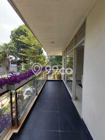 Rumah Elit LB 500m2 Siap Huni Desain Elegan di Kemang, Jakarta Selatan Rumah Elit LB 500m2 Siap Huni Desain Elegan di Kemang, Jakarta Selatan