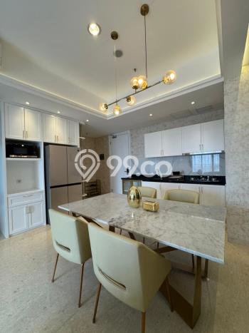 Hunian Strategis 101m2 di Tanjung Barat Jakarta Selatan 2 KT Hunian Strategis 101m2 di Tanjung Barat Jakarta Selatan 2 KT