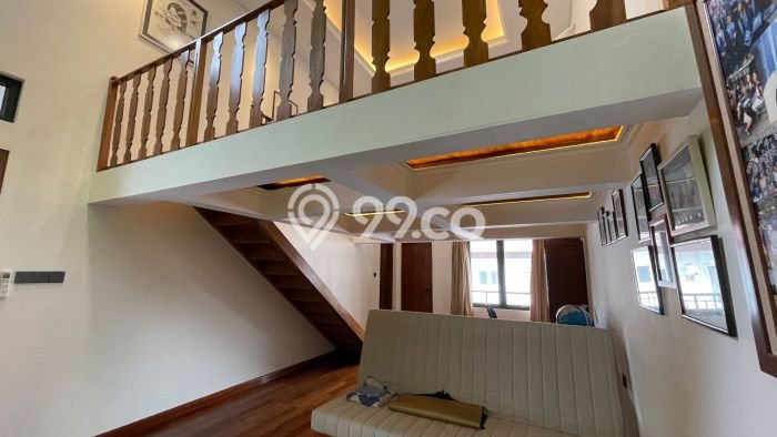 Sewa Rumah Strategis di Kemang LT 430m2 / LB 700m2 Siap Huni Sewa Rumah Strategis di Kemang LT 430m2 / LB 700m2 Siap Huni