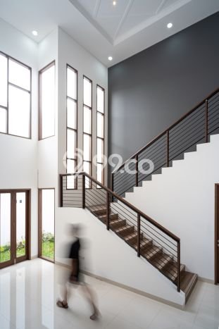 Dijual Rumah Premium dengan Fasilitas Sekitar Komplit di Cibubur, Depok Dijual Rumah Premium dengan Fasilitas Sekitar Komplit di Cibubur, Depok