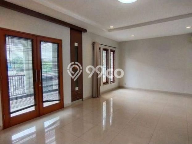 Disewakan Cepat Rumah Kondisi Baik di Area Kebayoran Baru, Jakarta Selatan Disewakan Cepat Rumah Kondisi Baik di Area Kebayoran Baru, Jakarta Selatan