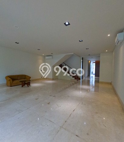 Rumah Mewah LB 500m2 Siap Huni Desain Elegan di Kemang, Jakarta Selatan Rumah Mewah LB 500m2 Siap Huni Desain Elegan di Kemang, Jakarta Selatan