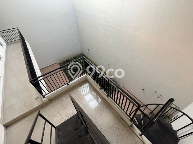 Dijual Rumah Luas Megah Dengan View Eksklusif di Pantai Indah Kapuk, Jakarta Utara Dijual Rumah Luas Megah Dengan View Eksklusif di Pantai Indah Kapuk, Jakarta Utara