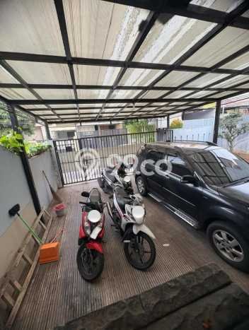 Rumah 5 KT 4 KM LT 246m², LB 200m² di Meruya, Jakarta Barat Rumah 5 KT 4 KM LT 246m², LB 200m² di Meruya, Jakarta Barat