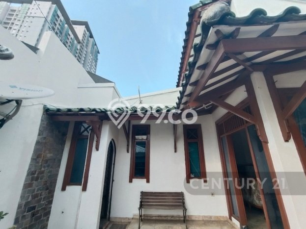 Hunian Mewah LB 170m2 Siap Huni Desain Elegan di Menteng Dalam, Jakarta Selatan Hunian Mewah LB 170m2 Siap Huni Desain Elegan di Menteng Dalam, Jakarta Selatan