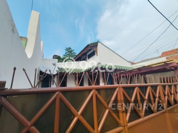 Hunian Mewah LB 170m2 Siap Huni Desain Elegan di Menteng Dalam, Jakarta Selatan Hunian Mewah LB 170m2 Siap Huni Desain Elegan di Menteng Dalam, Jakarta Selatan