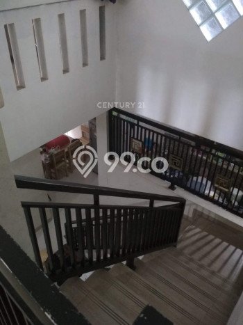 Rumah Modern Cantik 6 Kamar Bisa Langsung Pindah di Pancoran Mas Rumah Modern Cantik 6 Kamar Bisa Langsung Pindah di Pancoran Mas