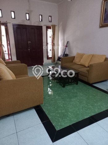 HARGA SPESIAL! Rumah Premium area Cakung, Jakarta Timur, Luas 105m² LB 160m² Bisa Nego! HARGA SPESIAL! Rumah Premium area Cakung, Jakarta Timur, Luas 105m² LB 160m² Bisa Nego!