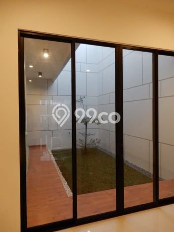 Rumah di Metland Puri, Jakarta Barat, Luas 150m² LB 192m² Rumah di Metland Puri, Jakarta Barat, Luas 150m² LB 192m²