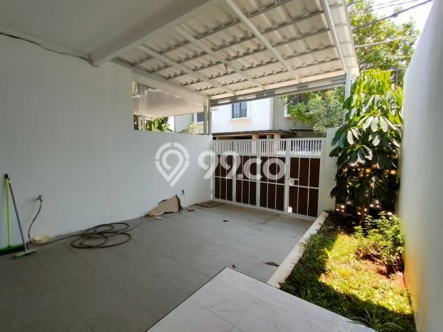 Rumah Berkualitas di Meruya, Jakarta Barat, LT 100m² LB 96m² - BISA KPR! Rumah Berkualitas di Meruya, Jakarta Barat, LT 100m² LB 96m² - BISA KPR!