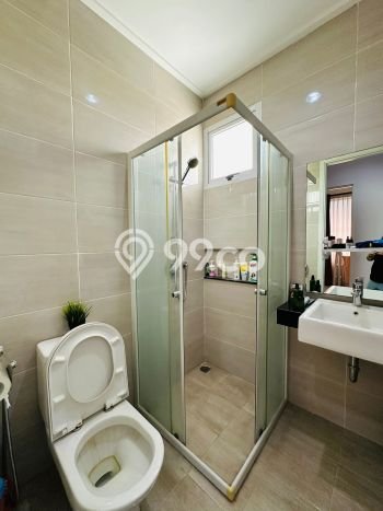 HUNIAN PILIHAN! Rumah di Green Lake City, Luas 120m² Bangunan 135m² HUNIAN PILIHAN! Rumah di Green Lake City, Luas 120m² Bangunan 135m²
