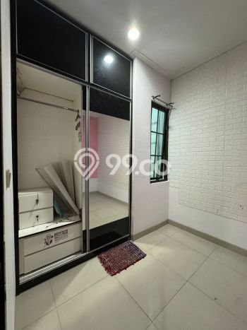 PENAWARAN TERBAIK! Rumah Strategis area Green Lake City, LT 76m² LB 48m² PENAWARAN TERBAIK! Rumah Strategis area Green Lake City, LT 76m² LB 48m²