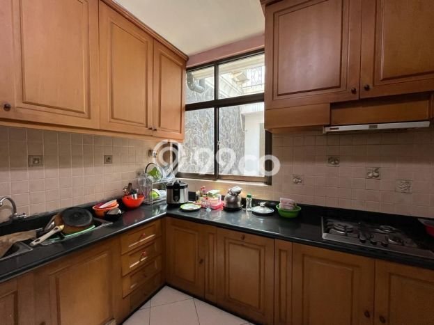 Rumah Siap Huni di Srengseng, Jakarta Barat, Luas 200m² Bangunan 264m² Rumah Siap Huni di Srengseng, Jakarta Barat, Luas 200m² Bangunan 264m²