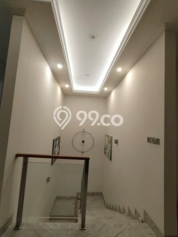 Rumah Luxury Modern Siap Huni di Green Lake City Jakarta Barat Rumah Luxury Modern Siap Huni di Green Lake City Jakarta Barat