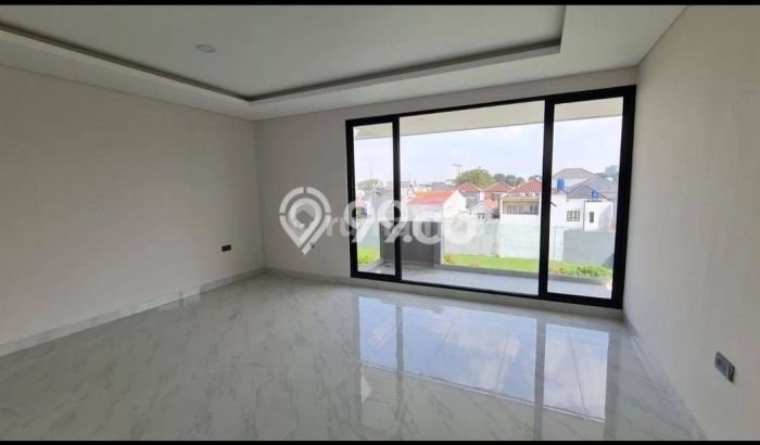 Rumah kawasan Metland Puri, Jakarta Barat, LT 225m² Bangunan 345m² Rumah kawasan Metland Puri, Jakarta Barat, LT 225m² Bangunan 345m²