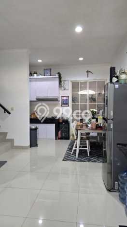 Rumah Elit Modern Tanpa Renovasi di Green Lake City Jakarta Barat Rumah Elit Modern Tanpa Renovasi di Green Lake City Jakarta Barat