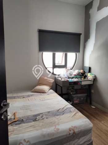 Rumah Modern 4 KT di Green Lake City Jakarta Barat Semi Furnished Rumah Modern 4 KT di Green Lake City Jakarta Barat Semi Furnished