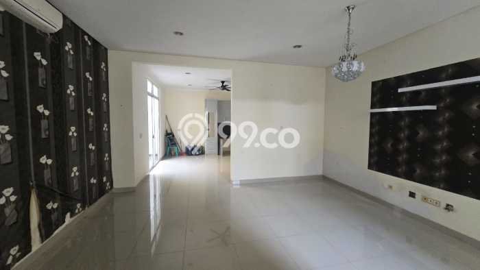 Rumah lokasi Green Lake City, Jakarta Barat, LT 144m² Bangunan 180m² Rumah lokasi Green Lake City, Jakarta Barat, LT 144m² Bangunan 180m²