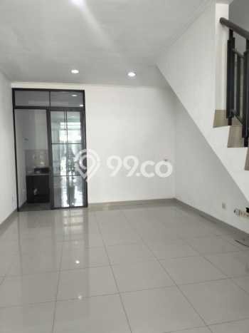 Dijual Cepat Rumah 2 KT 2 KM di Lokasi Strategis , Jakarta Barat Dijual Cepat Rumah 2 KT 2 KM di Lokasi Strategis , Jakarta Barat