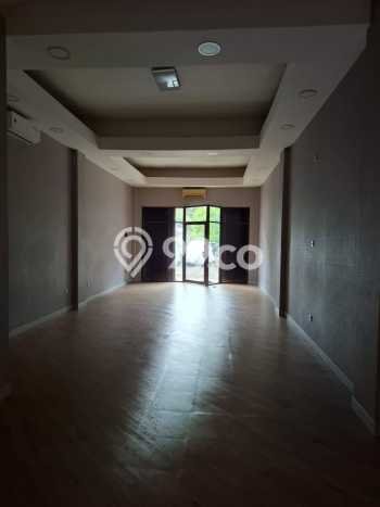 Ruko Dijual di Jakarta Barat LT 72m2 & LB 158m2 Lokasi Terbaik! Ruko Dijual di Jakarta Barat LT 72m2 & LB 158m2 Lokasi Terbaik!