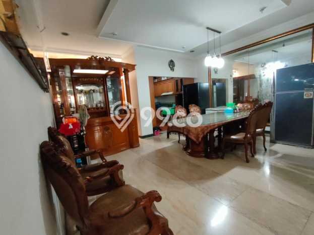 Rumah Elit Modern Siap Huni di Meruya Jakarta Barat Rumah Elit Modern Siap Huni di Meruya Jakarta Barat