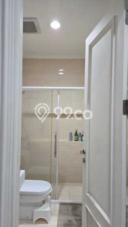 Rumah Elit Modern Tanpa Renovasi di Green Lake City Jakarta Barat Rumah Elit Modern Tanpa Renovasi di Green Lake City Jakarta Barat