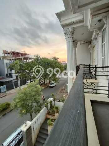 Jual Rumah Mewah Elegan Dengan View Cantik di Daan Mogot, Jakarta Barat Jual Rumah Mewah Elegan Dengan View Cantik di Daan Mogot, Jakarta Barat