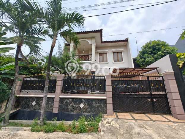 Rumah Elit LB 250m2 Siap Pakai Desain Elegan di Meruya, Jakarta Barat Rumah Elit LB 250m2 Siap Pakai Desain Elegan di Meruya, Jakarta Barat