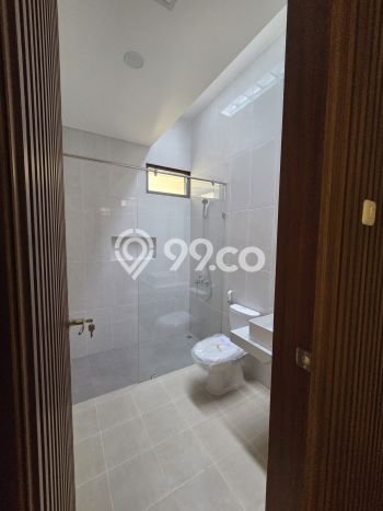 Rumah Elit Modern Tanpa Renovasi di Metland Puri Jakarta Barat Rumah Elit Modern Tanpa Renovasi di Metland Puri Jakarta Barat