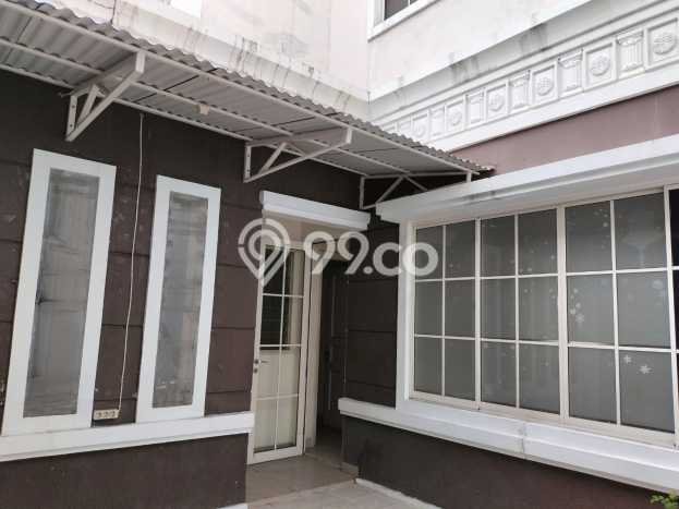Dijual Rumah Mewah Elegan Dengan View Eksklusif di Green Lake City, Jakarta Barat Dijual Rumah Mewah Elegan Dengan View Eksklusif di Green Lake City, Jakarta Barat