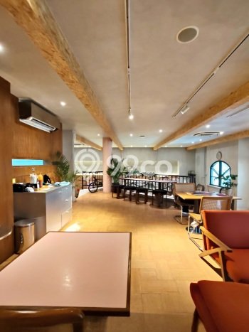Unit Kantor Dijual di Kebayoran Baru Jakarta Selatan Luas Tanah 384m2, Luas Bangunan 650m2 Unit Kantor Dijual di Kebayoran Baru Jakarta Selatan Luas Tanah 384m2, Luas Bangunan 650m2