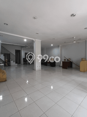 Ruko Bagus Dijual LB 100m2 Lokasi Strategis Jakarta Selatan Area Cocok untuk Bisnis Ruko Bagus Dijual LB 100m2 Lokasi Strategis Jakarta Selatan Area Cocok untuk Bisnis