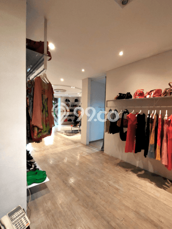 Unit Kantor Dijual di Kebayoran Baru Jakarta Selatan Luas Tanah 384m2, Luas Bangunan 650m2 Unit Kantor Dijual di Kebayoran Baru Jakarta Selatan Luas Tanah 384m2, Luas Bangunan 650m2