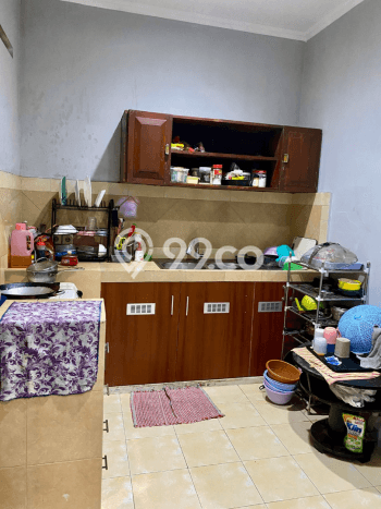 Rumah Elit LB 200m2 Siap Pakai Desain Elegan di Cirendeu, Jakarta Selatan Rumah Elit LB 200m2 Siap Pakai Desain Elegan di Cirendeu, Jakarta Selatan