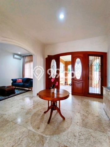 Disewakan Rumah Harga Terjangkau di Jeruk Purut Jakarta Selatan dengan 3 KT Disewakan Rumah Harga Terjangkau di Jeruk Purut Jakarta Selatan dengan 3 KT