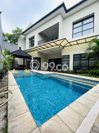 Rumah di Kebagusan, Jakarta Selatan, LT 418m² Bangunan 479m² Rumah di Kebagusan, Jakarta Selatan, LT 418m² Bangunan 479m²