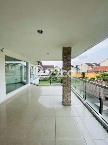 Rumah sewa siap huni 5 KT di Pejaten, Jakarta Selatan Rumah sewa siap huni 5 KT di Pejaten, Jakarta Selatan